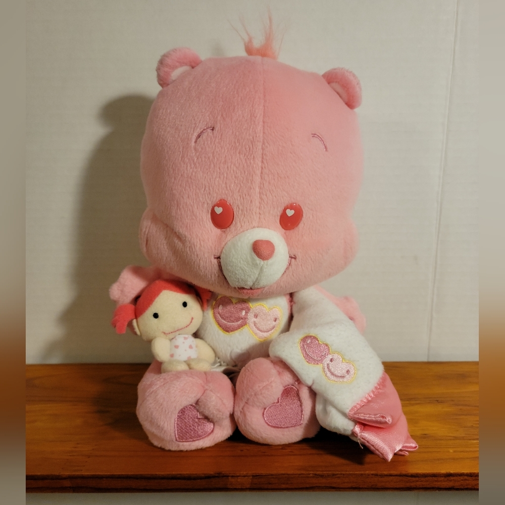 Care Bear Cubs 2004 Love a Lot Cub Stuffed Animal Plush